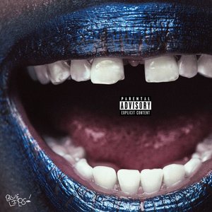 BLUE LIPS!