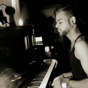Avatar for Zohar Kiaav