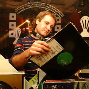 Avatar for DJ Loutka