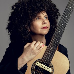 Avatar for Roberta Campos