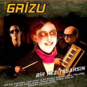 BİR KEZ YAŞARSIN