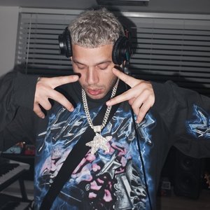 Avatar for Dei V
