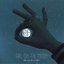 Girl on the Moon (Une fille de la lune) - Single