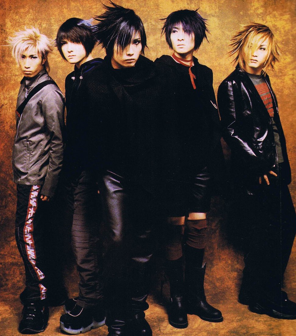 Pierrot バイオグラフィー | Last.fm