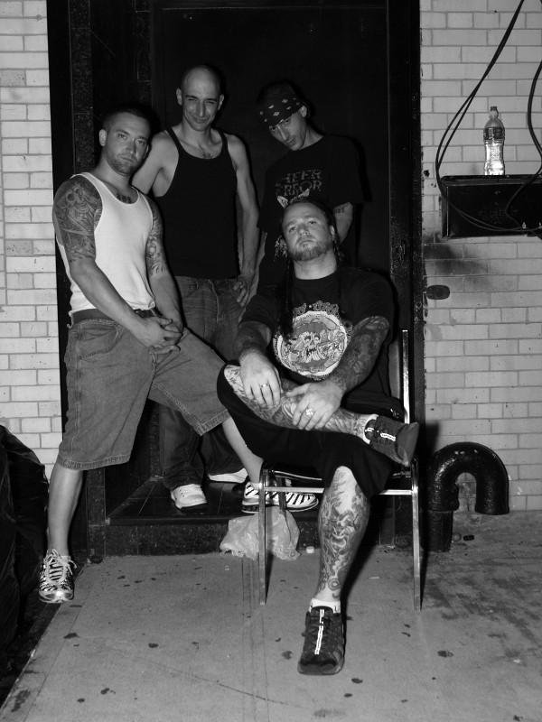 Everybody Gets Hurt music, videos, stats, and photos | Last.fm