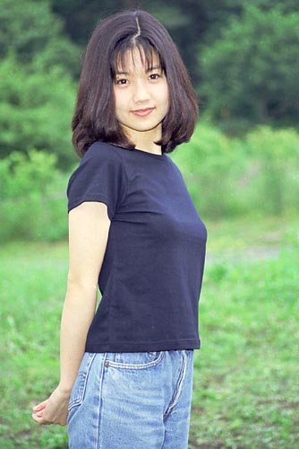 【激レア】吉成圭子CD「蒼い天使の糸」と直筆サイン入りブックレット校正時の紙 吉成圭子 の音楽、動画、統計および写真 | Last.fm