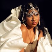 Imagem promocional para o single "Aceita Meu Tchau"