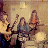 The original prog-twee-riot grrrls