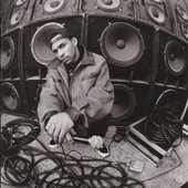 Screenshot_13-4-2025_13635_www.discogs.com.jpeg