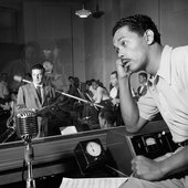 Billy_Eckstine_New_York_ca_1946.jpg