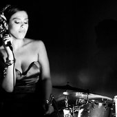 nani canta elis
