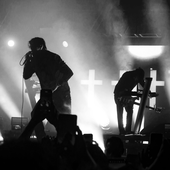 ✝✝✝ (Crosses) / Mexico City