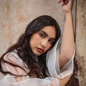 Alessia Cara -  (isn't it) obvious