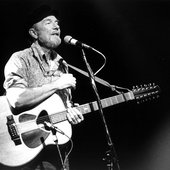 1200px-Pete_Seeger_1986.jpg