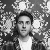 033118_JohnathanSomething_Promo+379.jpg