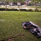 ซ่อนความรู้สึกไว้