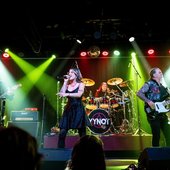 band-shot-f75TYFa8znmXjwht.jpg