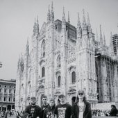 faced out in milano