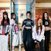 Keyveatz “Catch My Breath” MV Behind
