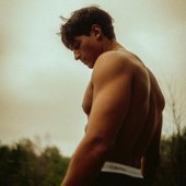 emilio_sakraya_169255289_492796575394559_2817507328074723914_n.jpg