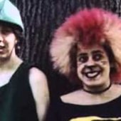 the moldy peaches