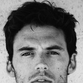 Sam Claflin