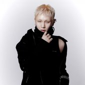 SHINee WORLD VIII