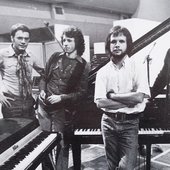 Perigeo__italian-jazz-rock-group__70s_promo_pix