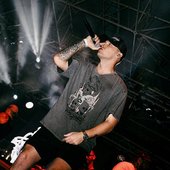 22b3a9461fea9c2749ac7151cd8e34a7.jpg