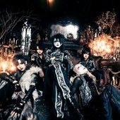177296-tenebrae-multiple-people[2].jpg