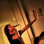 commends live