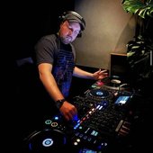 avatars-6F13pCNkB7bmEu0o-jOpJcg-t500x500.jpg