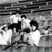 the-cure-in-orange-1986-v0-x6zr84k4i2cd1.jpg