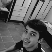Hugo_Quirino さんのアバター