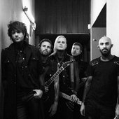 Forsaken Tour, B&W