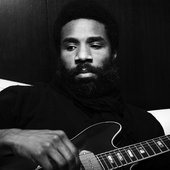 Cody_ChesnuTT_8161.jpg
