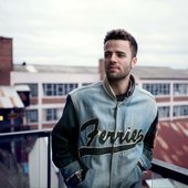 youngr.jpg