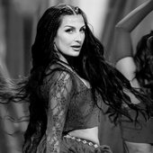 b&w