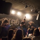 Two Chords full band live