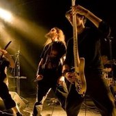 Dysmorphic