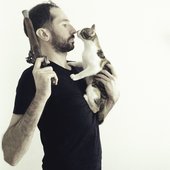 Xinobi w/ cat