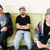 Aul_Press2018_SofaSmall.jpg