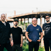 Mirrorless band photo (cropped)