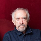 Jonathan Pryce