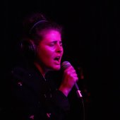 runrummermusic_CT5dvhiM34P.jpg