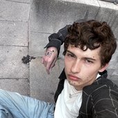 ‎