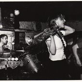 Dog Faced Hermans - Everyday Timebomb - DFH LIVE 1-.jpg