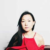 Linda May Han Oh Headshot 1.jpg