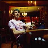 russian cafe, primrose hill, london. 2006. photo by steve gullick