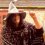 DEZ WIZARD UK.png